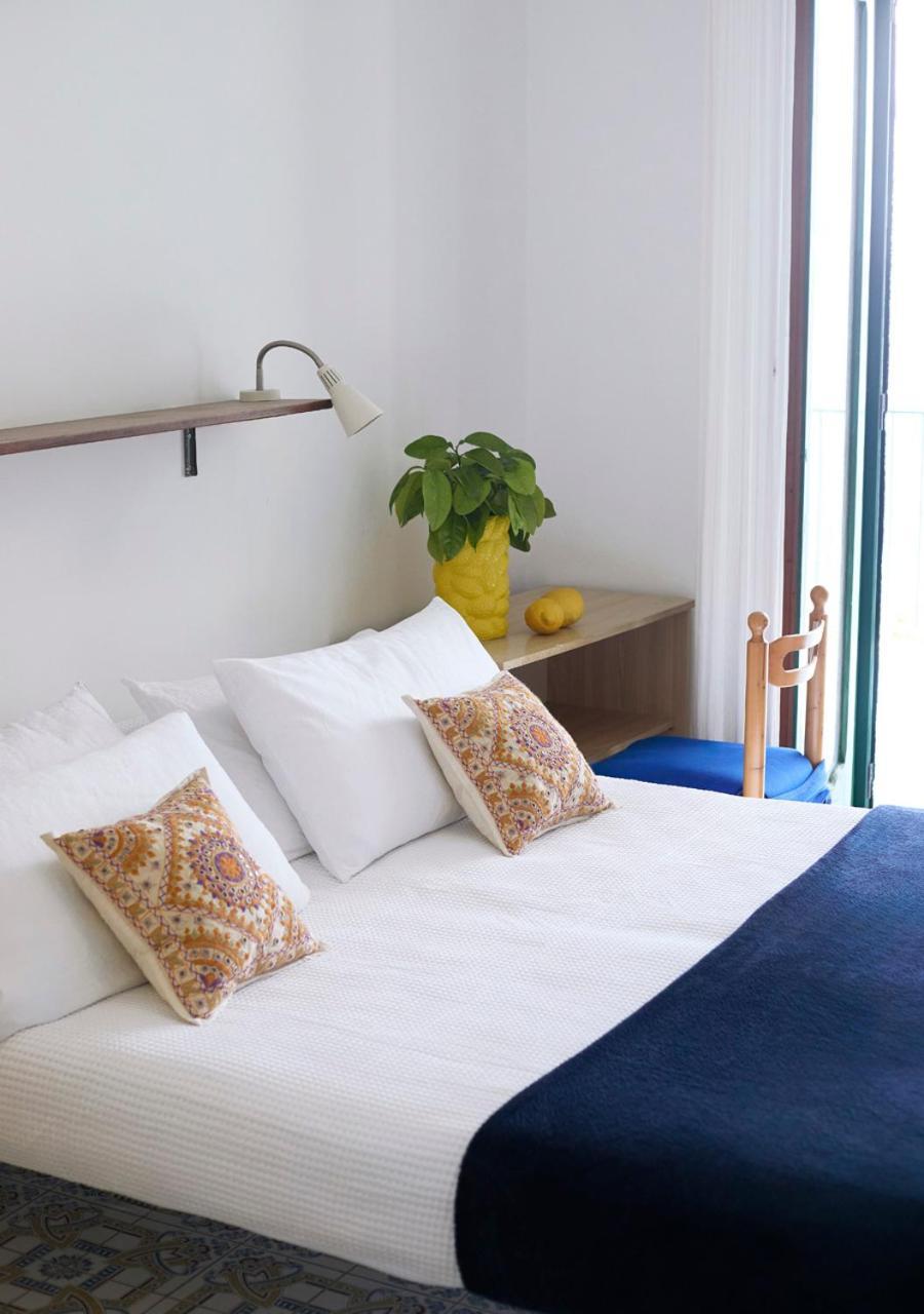 Casa Intiso - Two Double Bedroom Apartment Positano Exteriér fotografie