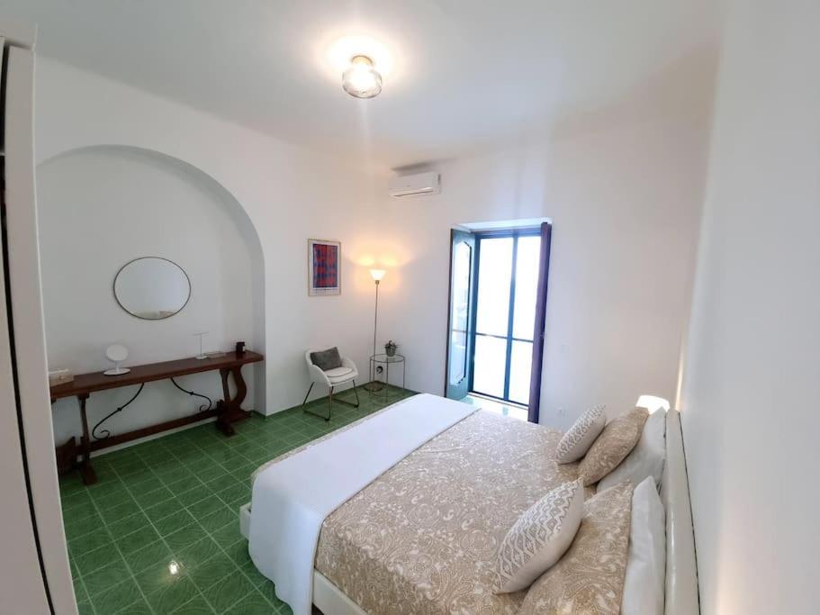 Casa Intiso - Two Double Bedroom Apartment Positano Exteriér fotografie